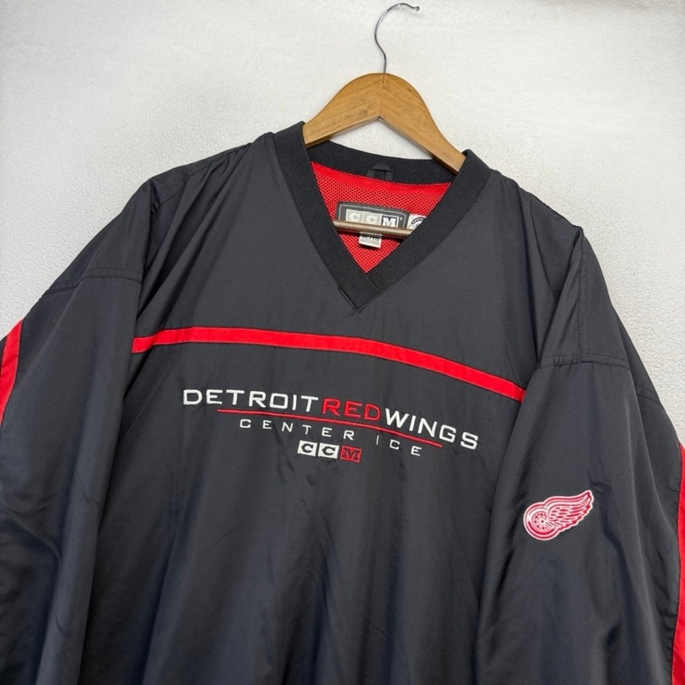 Vintage Detroit Red Wings Windbreaker Jacket Men's XL Black CCM Center Ice y2k